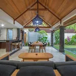 Villa Dampati